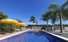 Perogil Suites Poppy - Elegant Suite With Pool